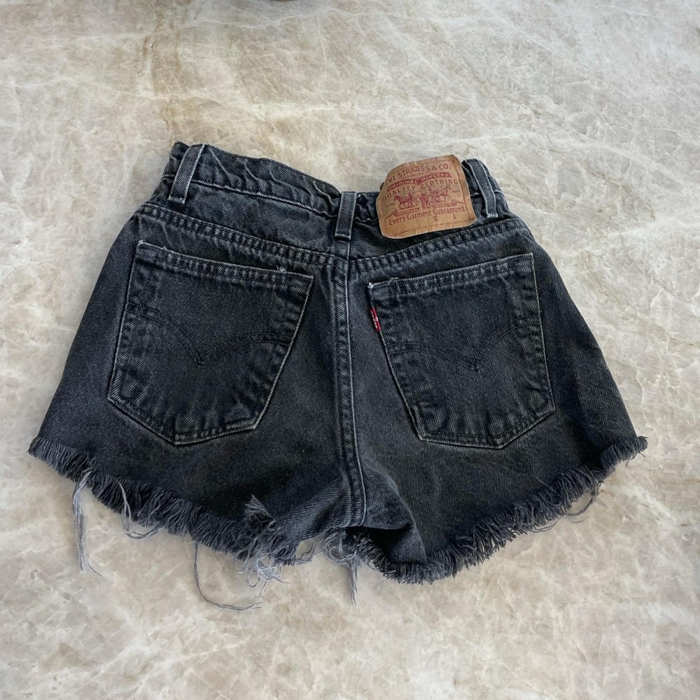 black vintage levi 501 cut off black jean shorts